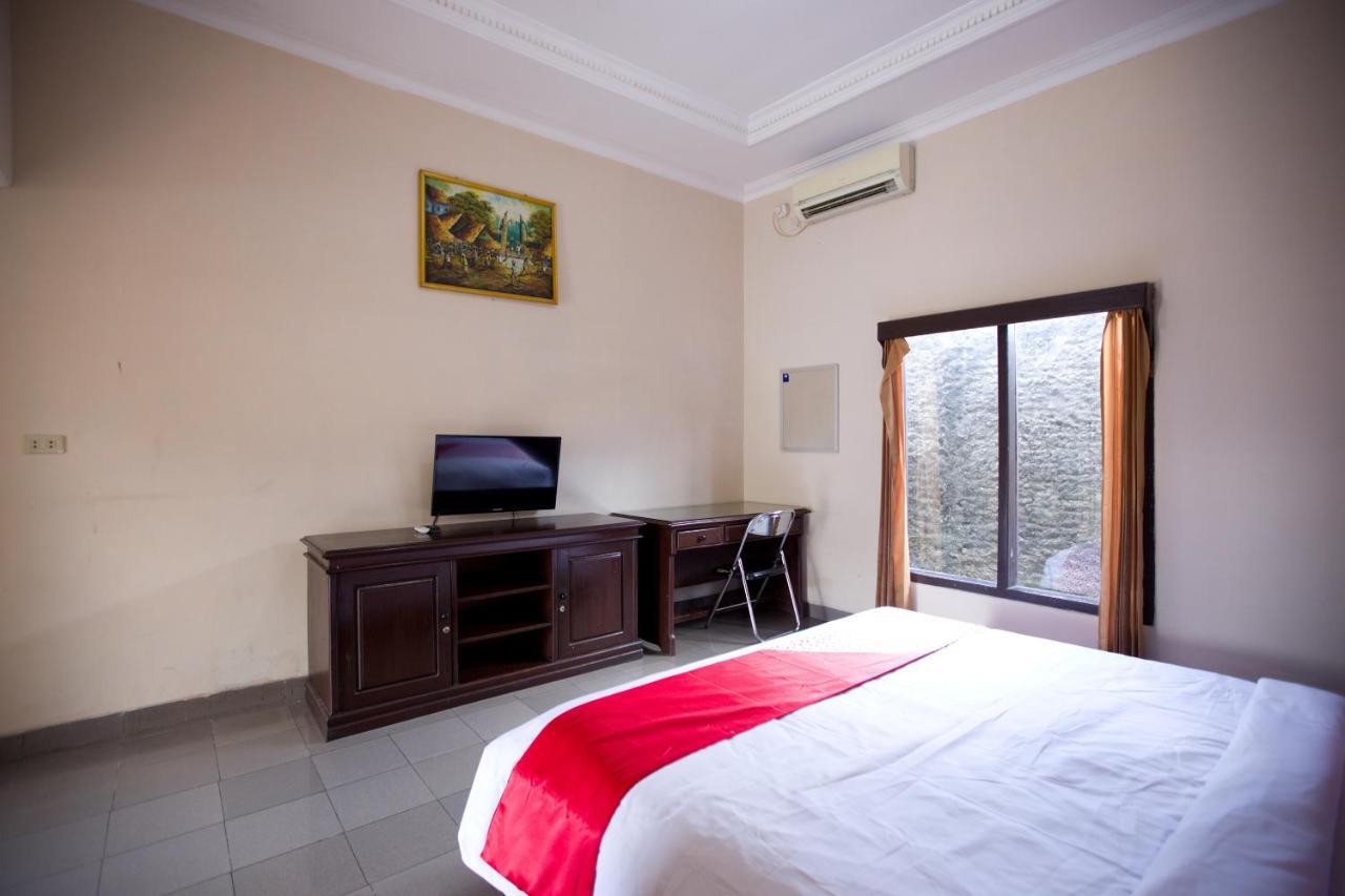 Oyo 3207 Hotel Gracia Bandar Lampung Exterior foto