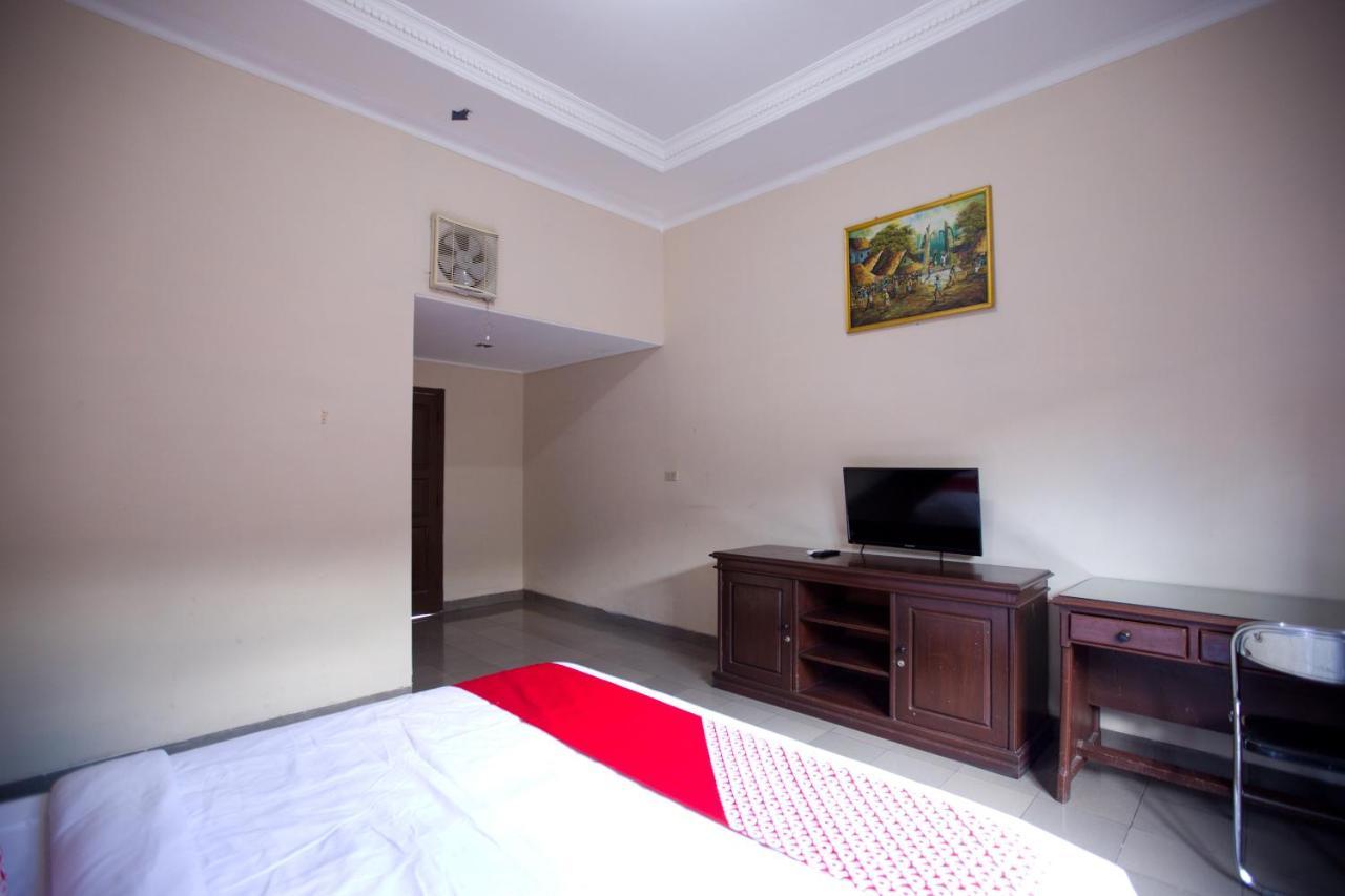 Oyo 3207 Hotel Gracia Bandar Lampung Exterior foto